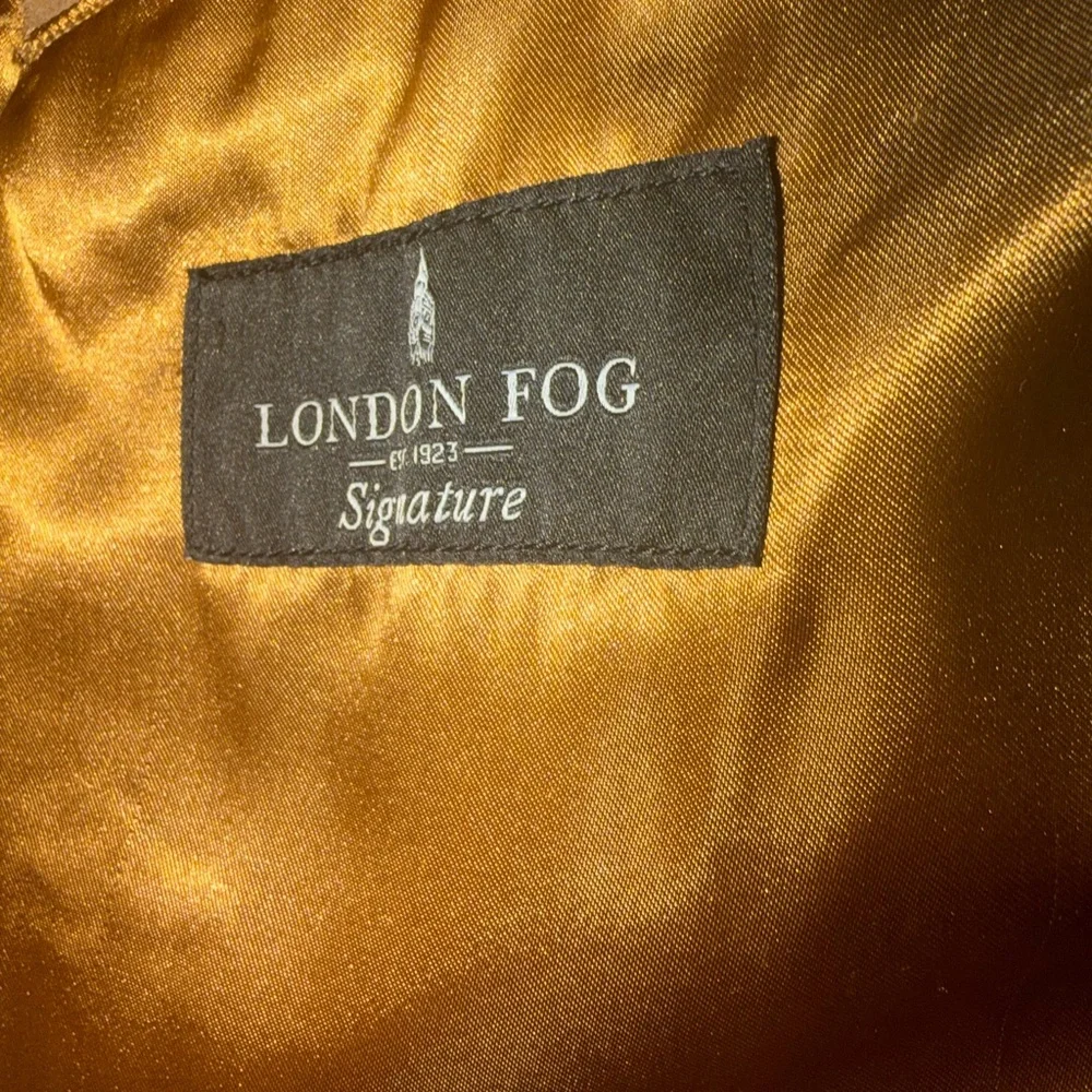 London Fog Wool Blend overcoat in Camel- 40r - Picture 3 of 4